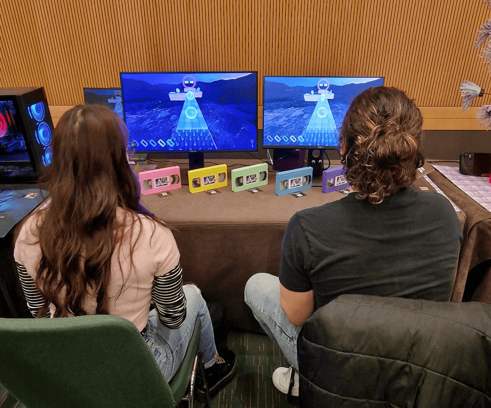 Axyz — players testing game